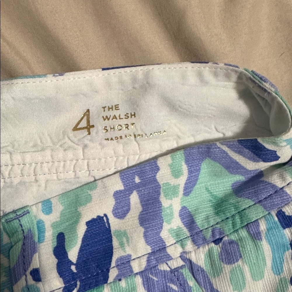 Lilly Pulitzer The Walsh Shorts - Picture 4 of 4
